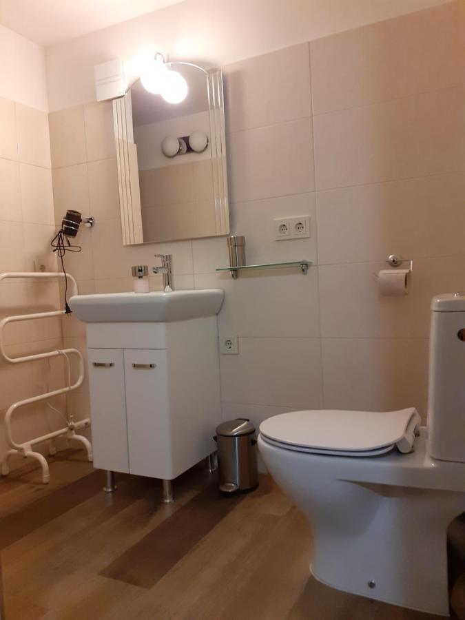 Old Town Apartment With A Separate Entrance Kaunas Exterior foto